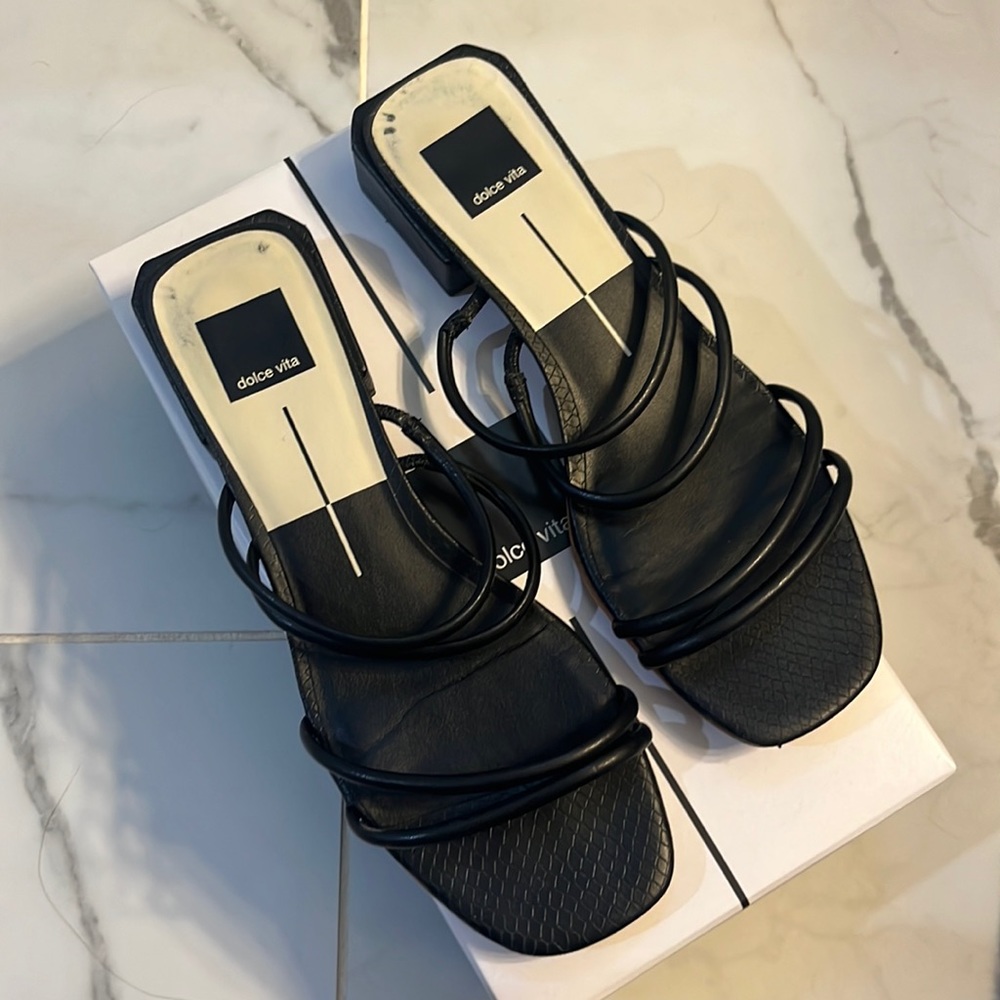 Dolce Vita Haize Strappy Black Sandal
